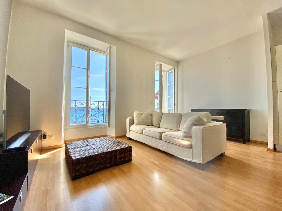 Appartement Le Bristol, Vue mer, Centre, Proche Gare à Menton Extérieur photo